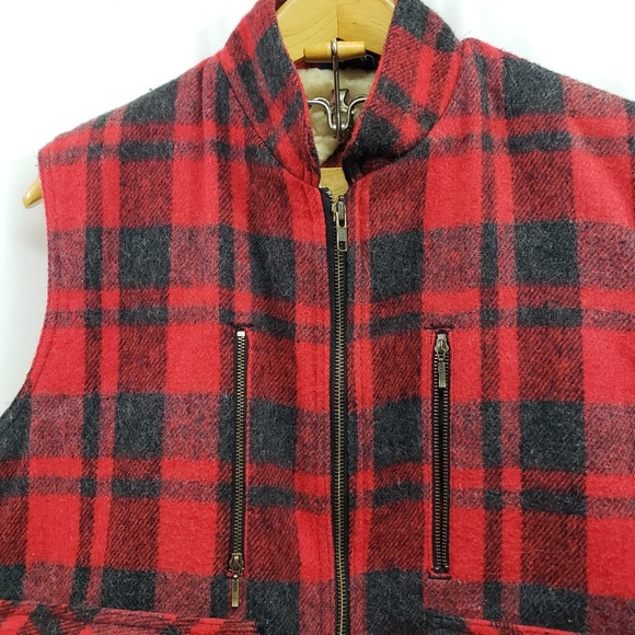 NorthernSummit Vintage Faux Fur Lined Flannel Vest - Picture 2 of 5